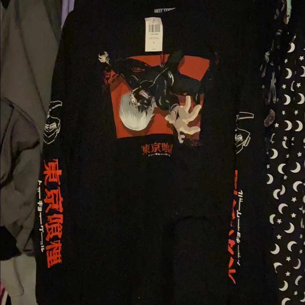 Tokyo ghoul hot topic
